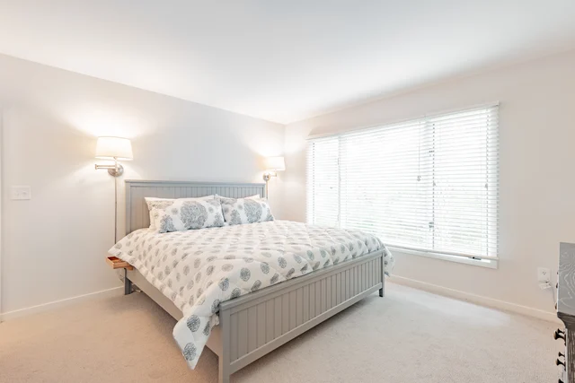 Bedroom 1 image 1