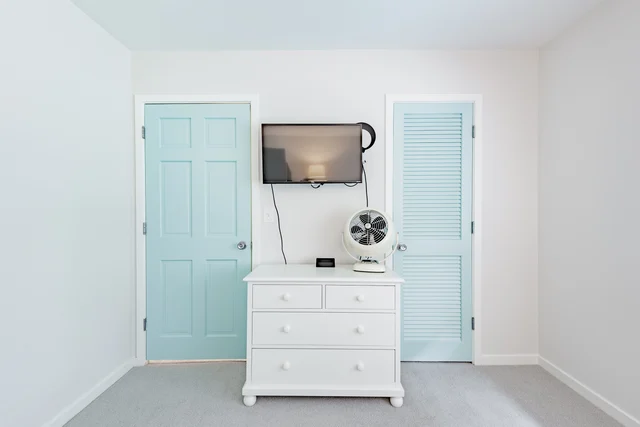 Bedroom 3 image 1