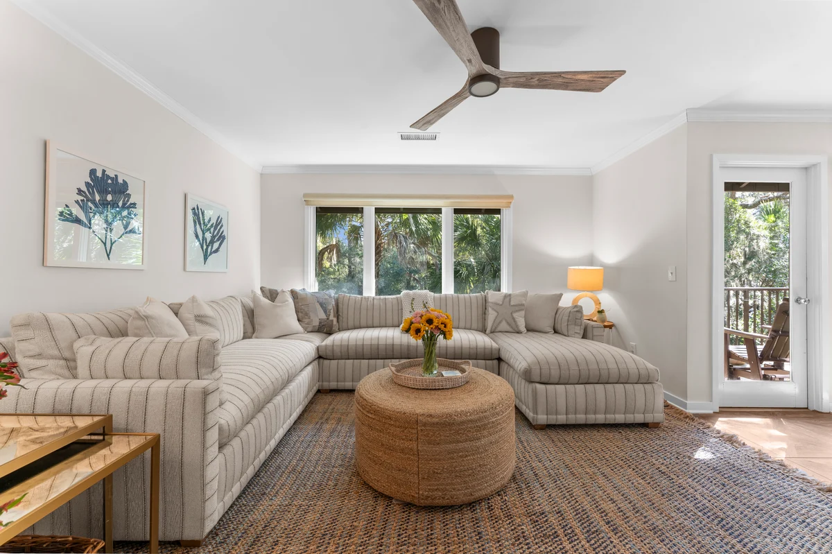 Beautiful reno, central, to beach and golf property photo 5