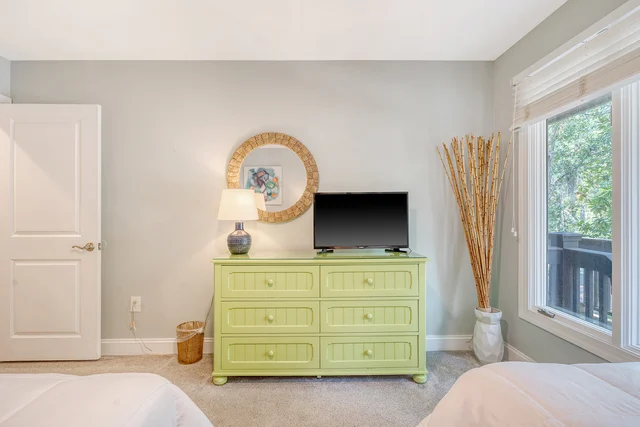 Bedroom 1 image 1