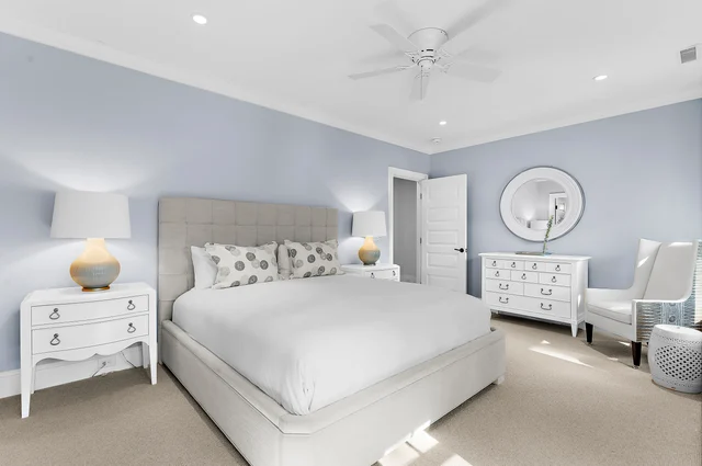 Bedroom 5 image 1