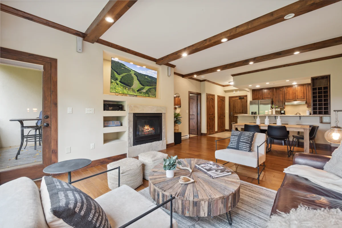 Condo in Beaver Creek property photo 2