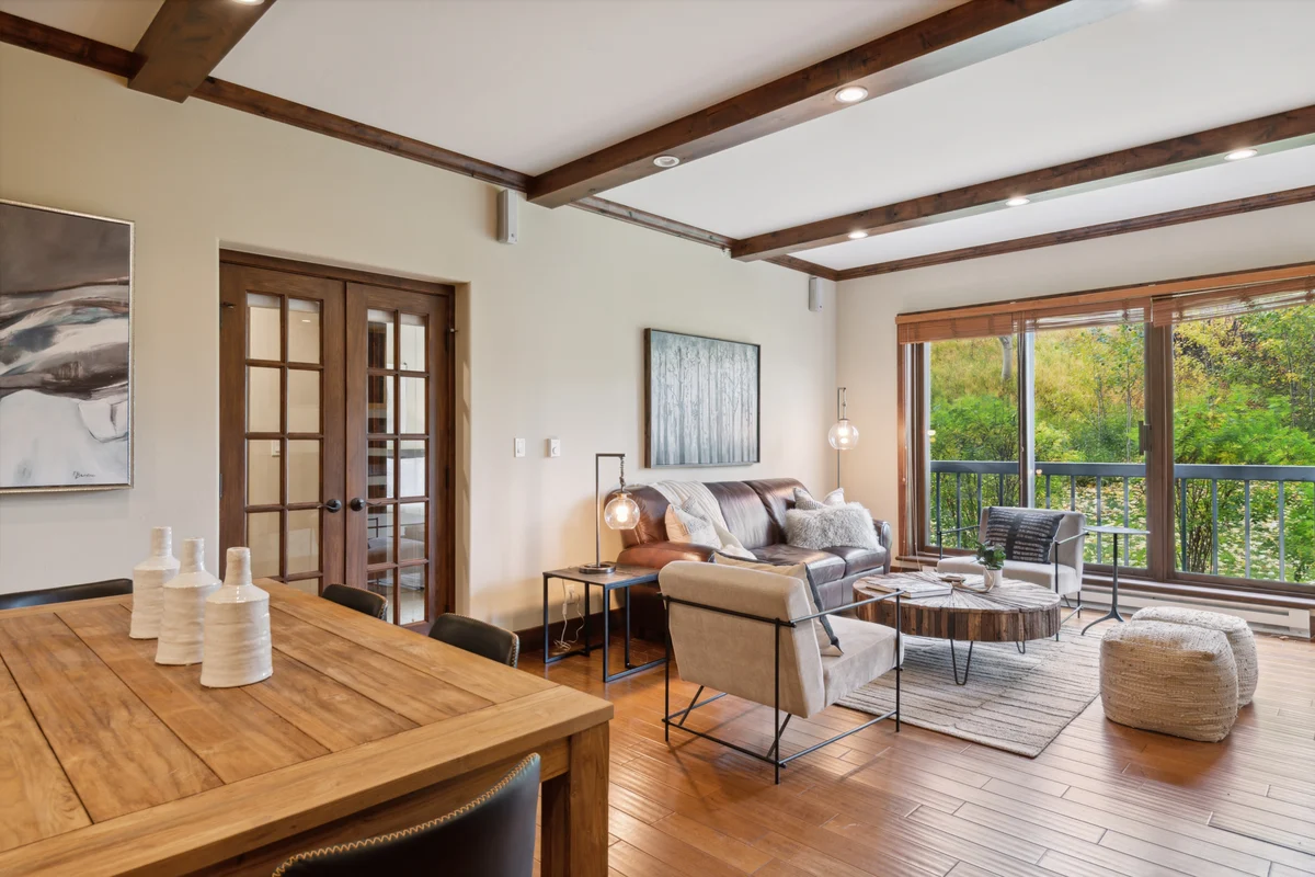 Condo in Beaver Creek property photo 4