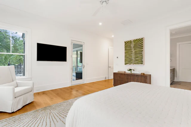 Bedroom 1 image 1