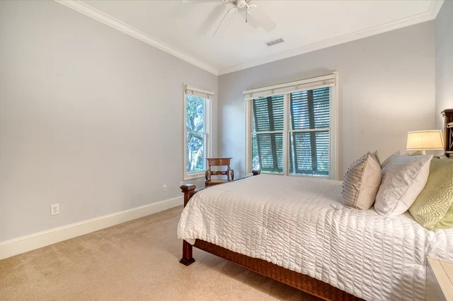 Bedroom 2 image 1