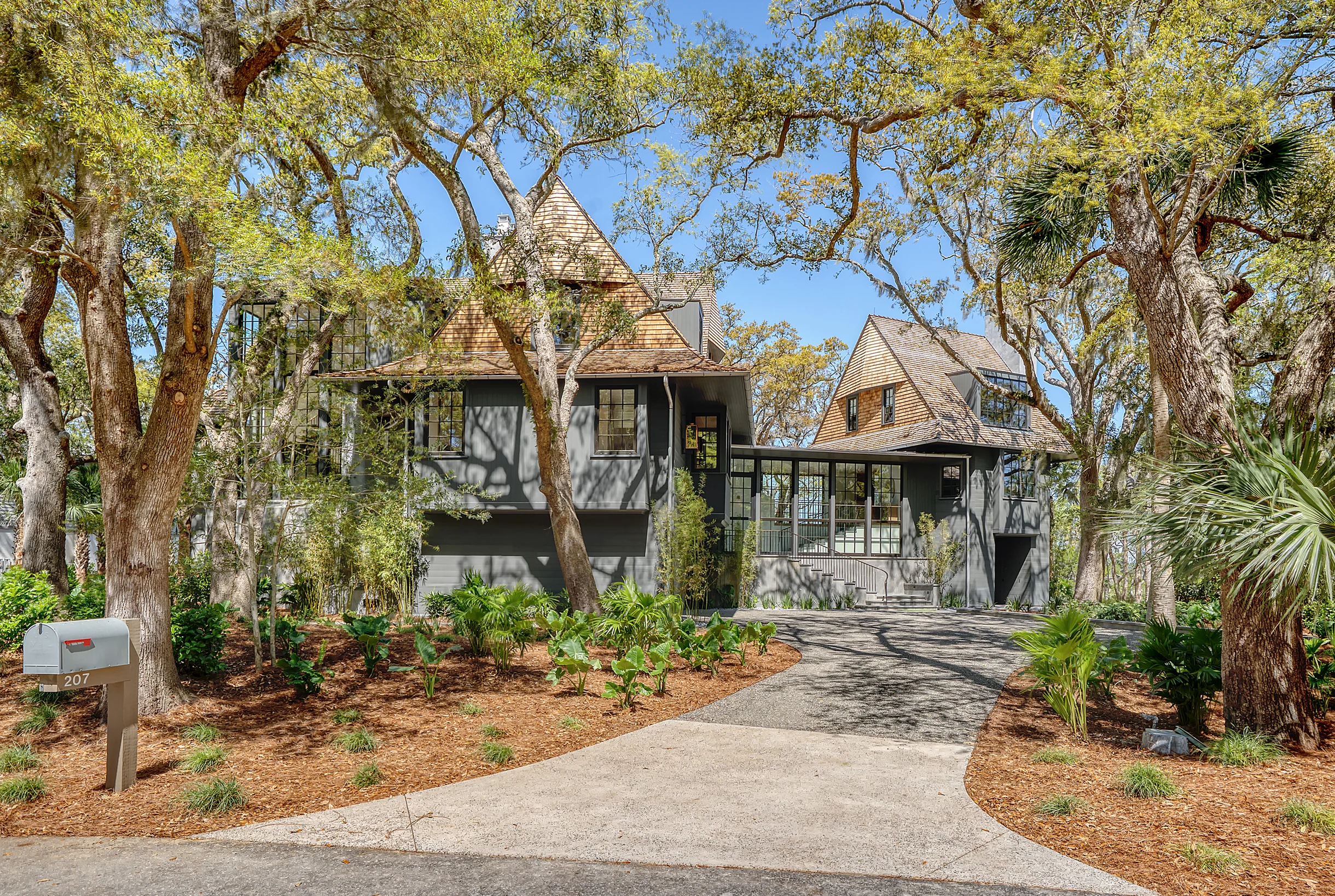 Home in Kiawah Island property photo 3