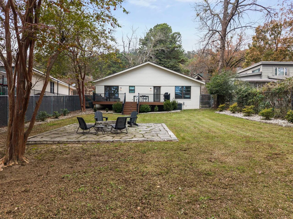 Home in Hot Springs property photo 2