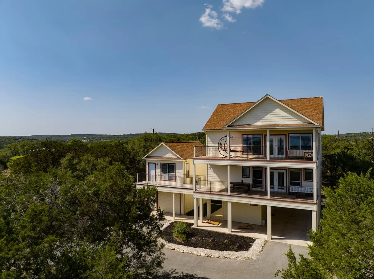 Home in Canyon Lake property photo 2