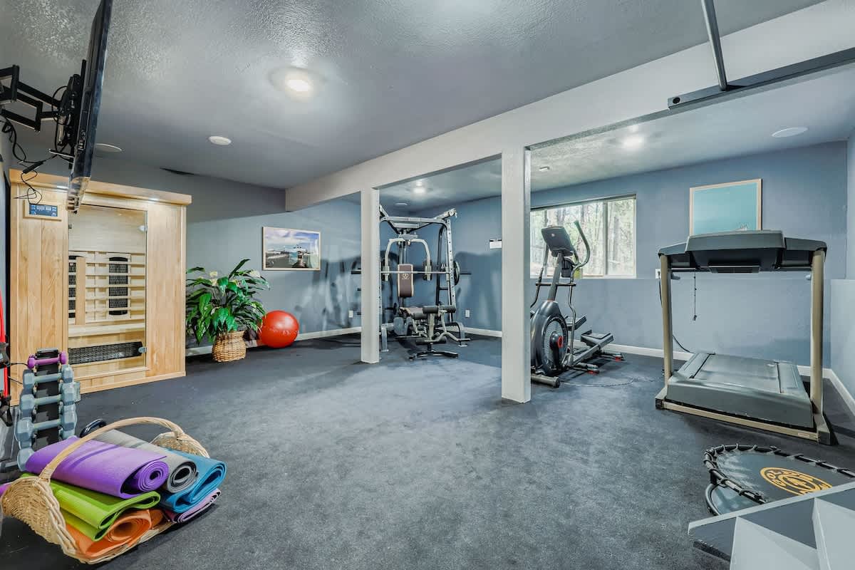 Home in Colorado Springs property photo 5