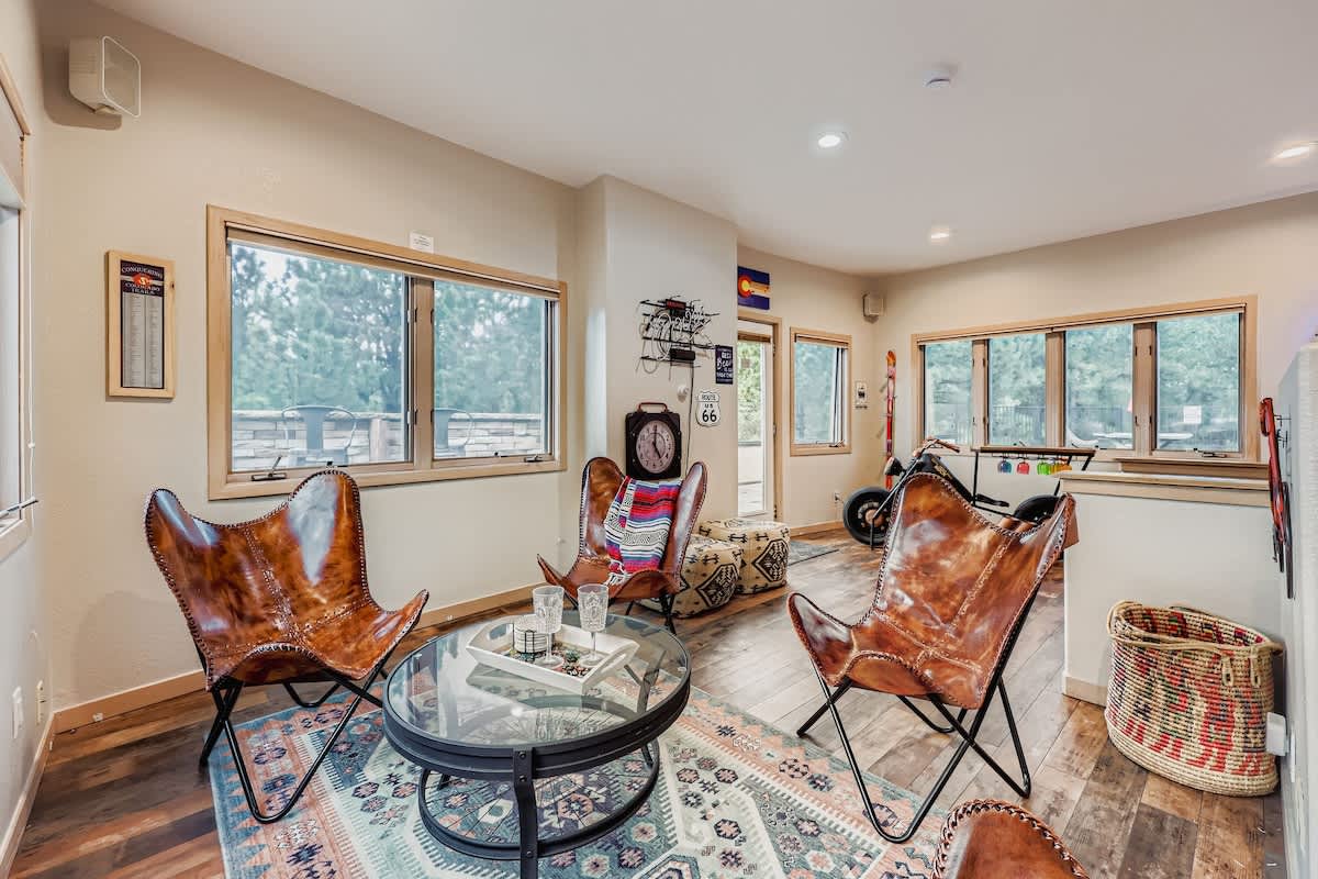 Home in Colorado Springs property photo 4