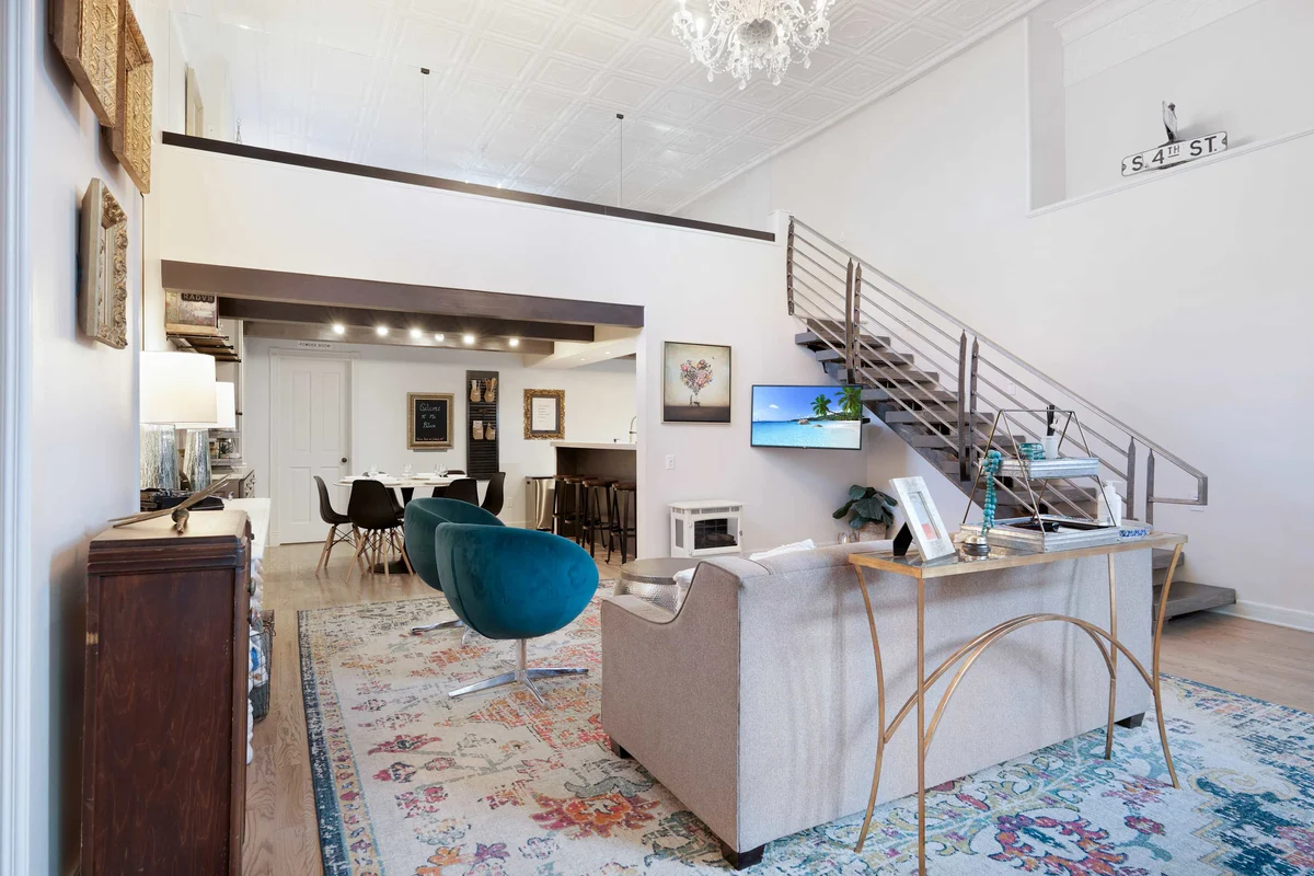 Historic Palace Hotel Loft property photo 4