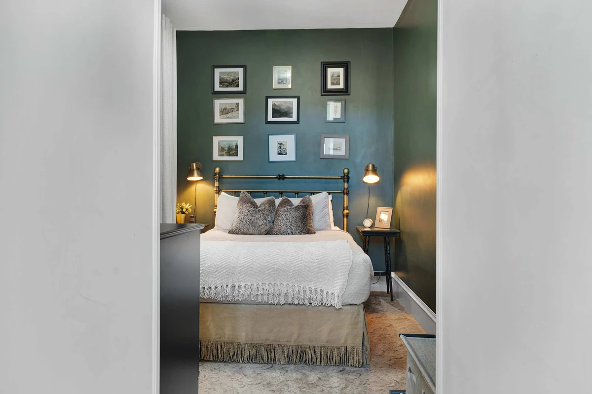 Bedroom 1 image 1