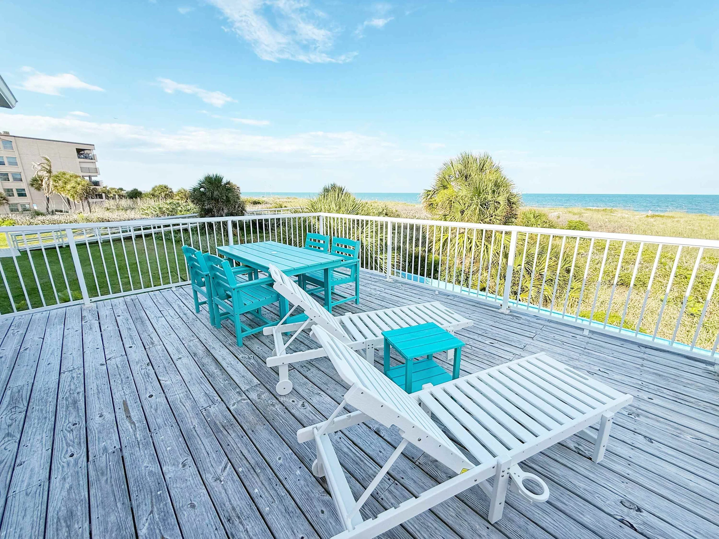 Townhome in Cape Canaveral property photo 2