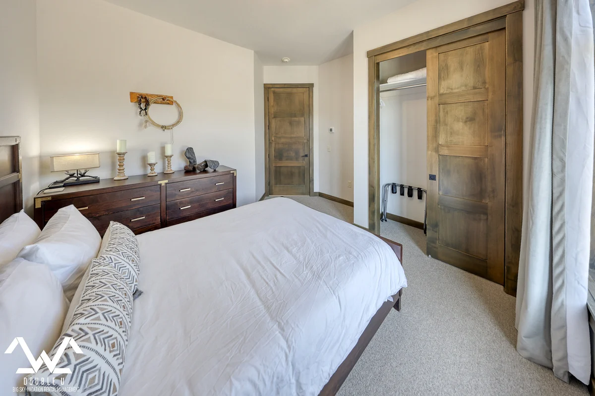 Bedroom 1 image 1