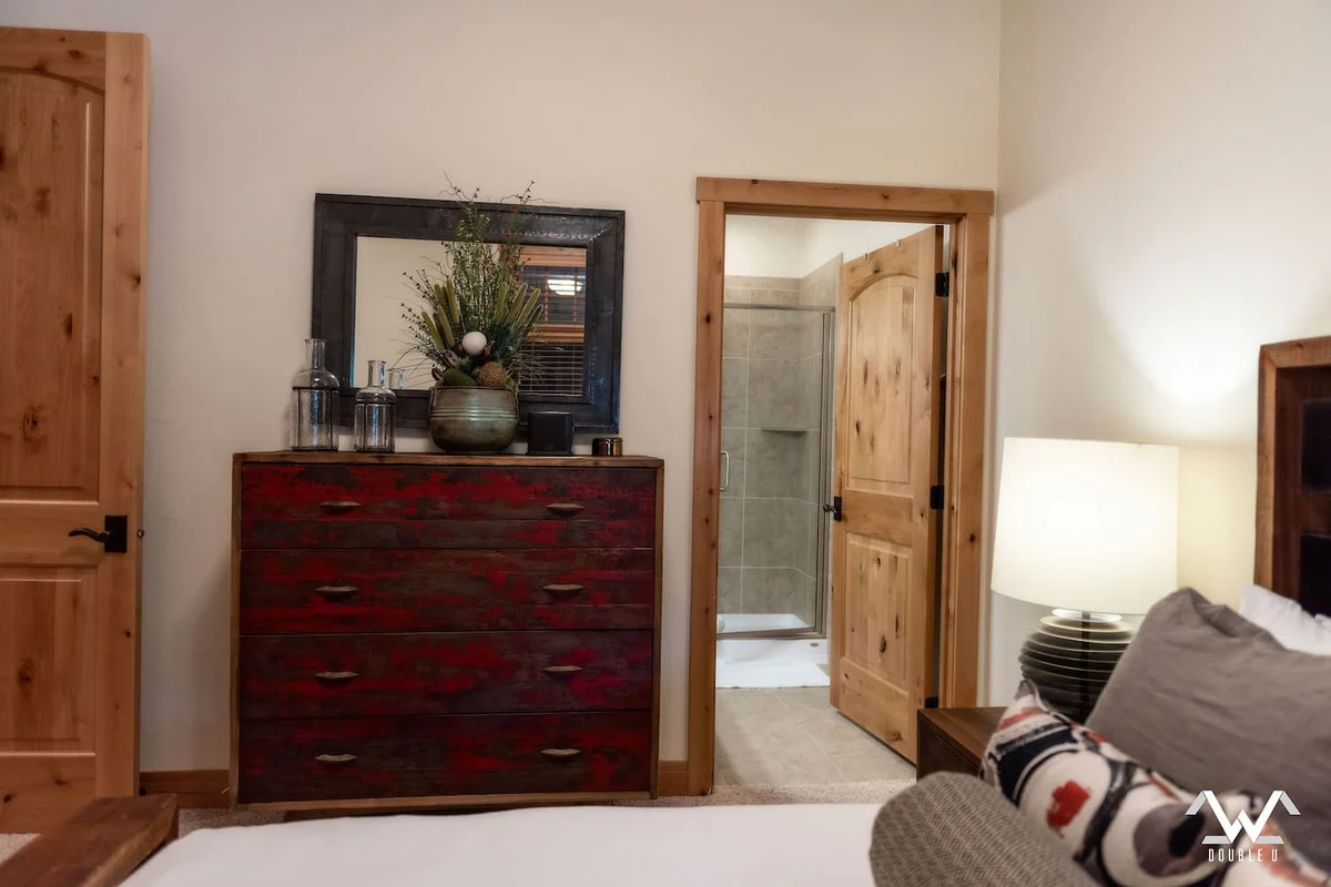 Bedroom 1 image 1