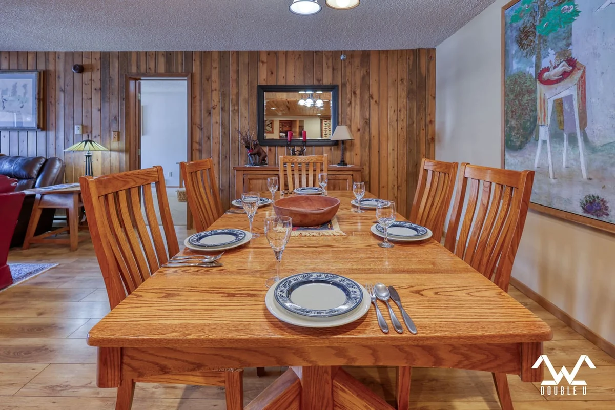 Apartment in Big Sky property photo 5