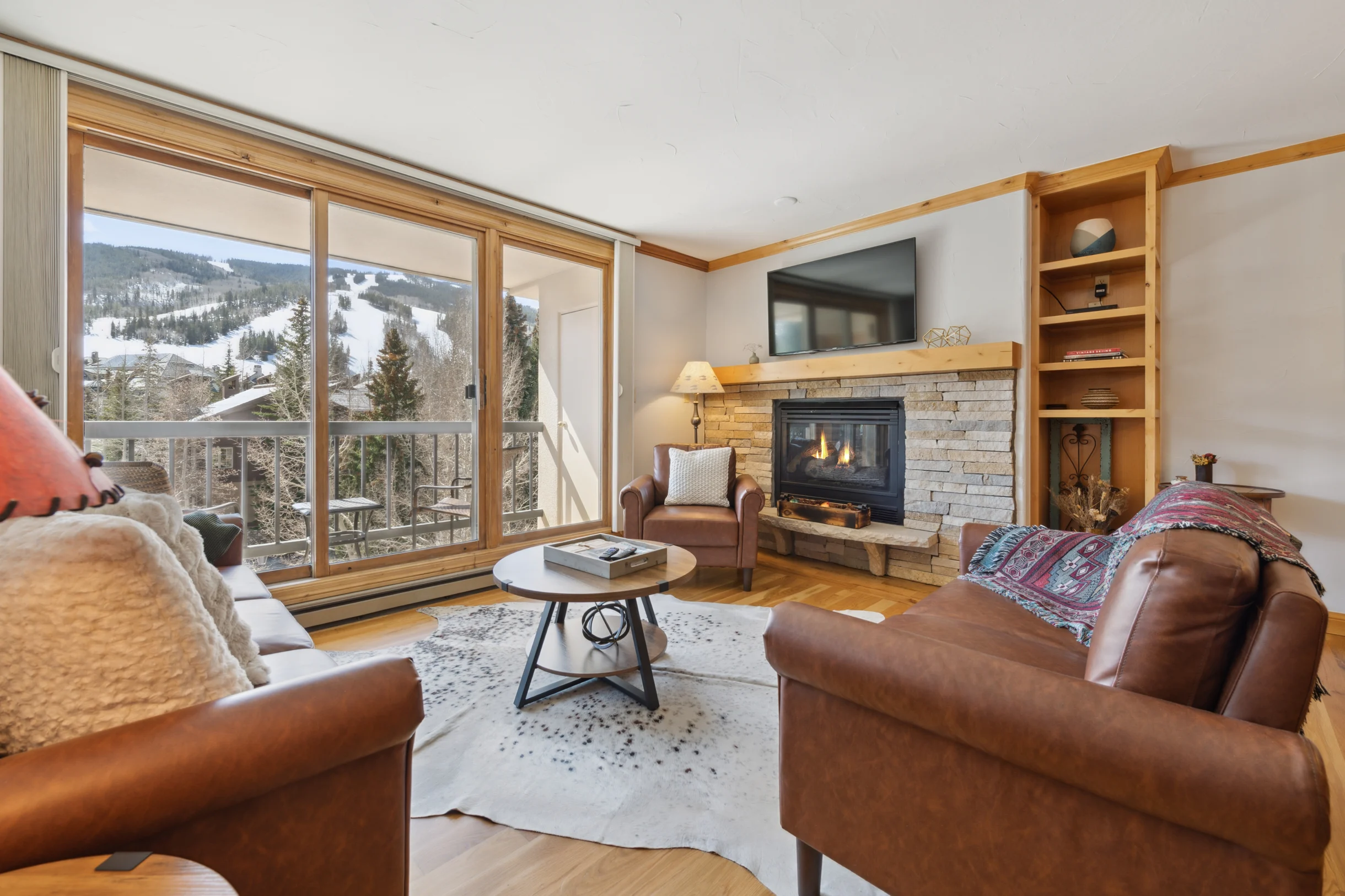 Condo in Beaver Creek property photo 2