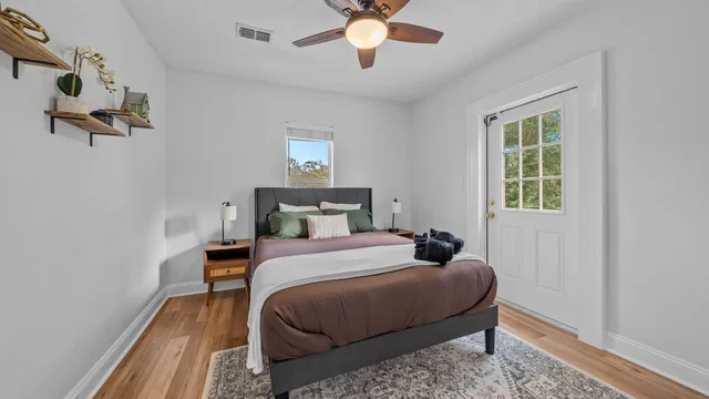 Bedroom 4 image 1