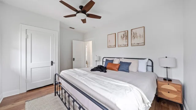 Bedroom 3 image 1