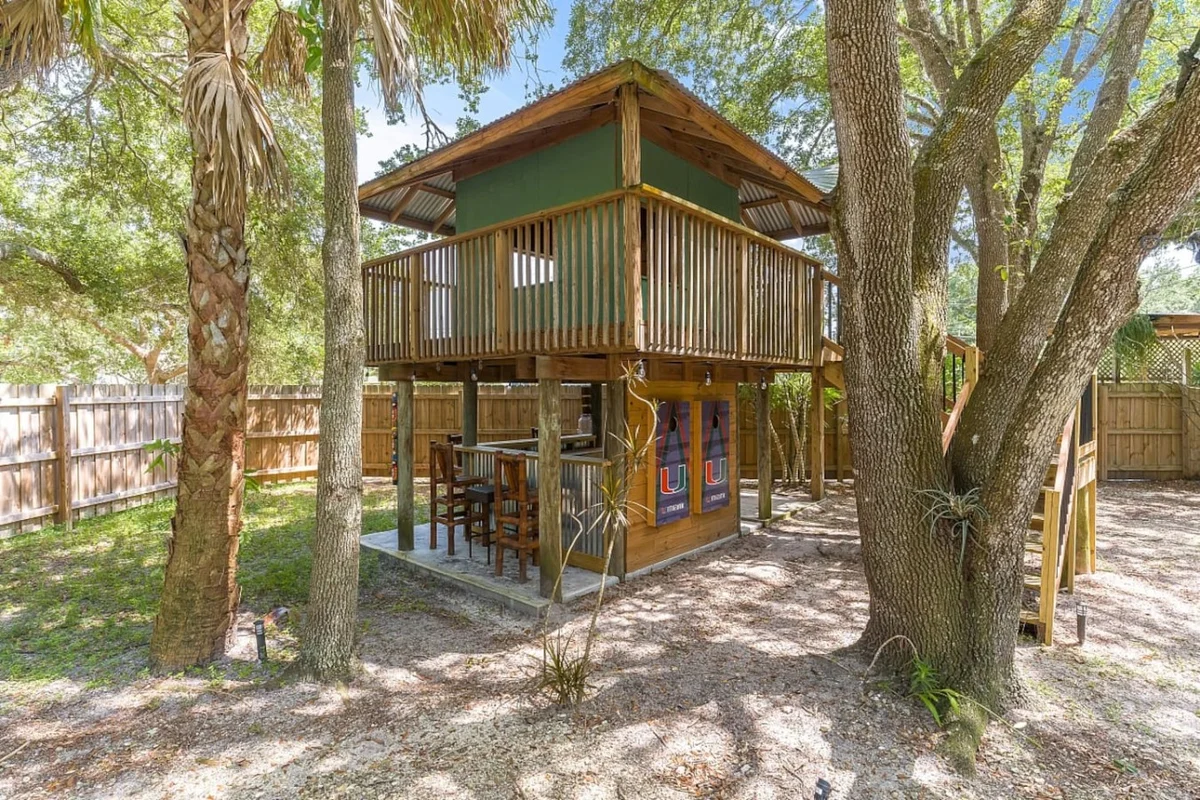 Home in Vero Beach property photo 4