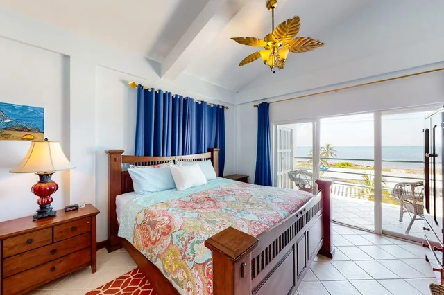 Bedroom 1 image 1