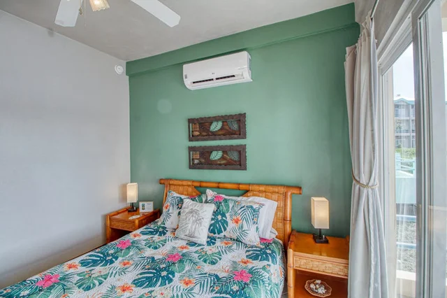 Bedroom 2 image 1