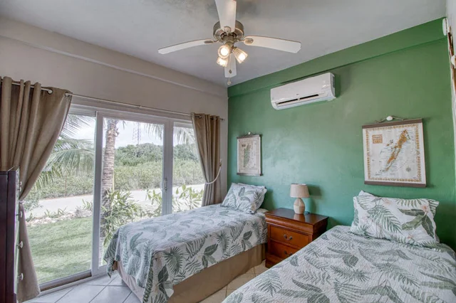 Bedroom 3 image 1