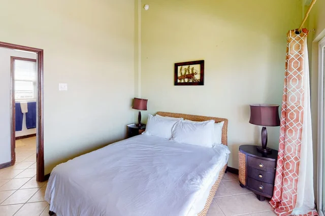 Bedroom 2 image 1