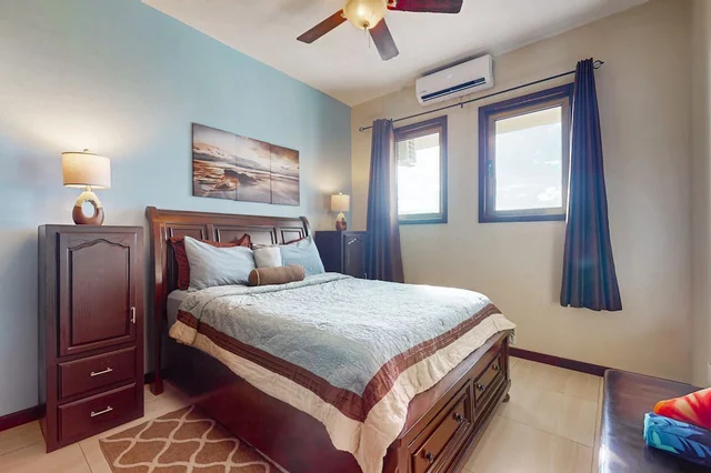 Bedroom 1 image 1