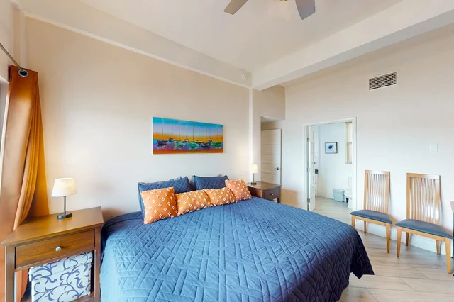 Bedroom 1 image 1