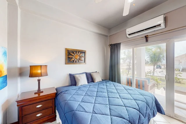 Bedroom 1 image 1