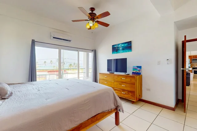 Bedroom 1 image 1