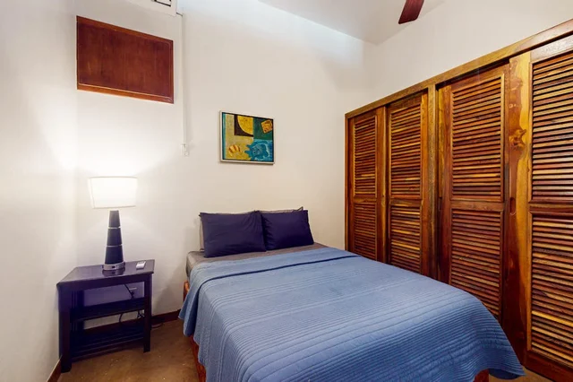 Bedroom 1 image 1