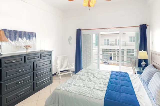 Bedroom 1 image 1
