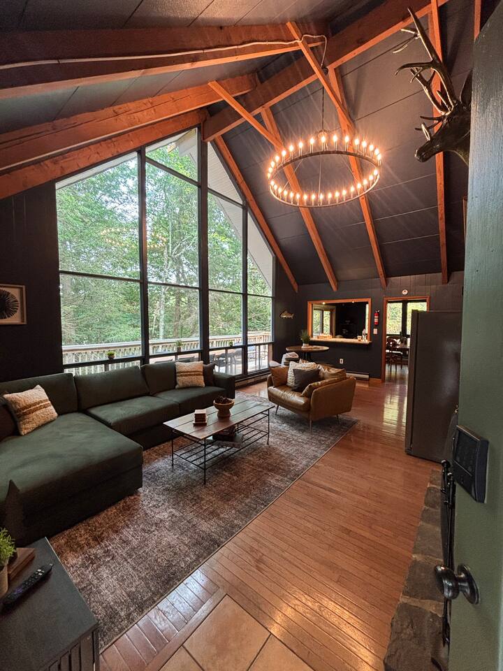 Crest View Retreat property photo 2