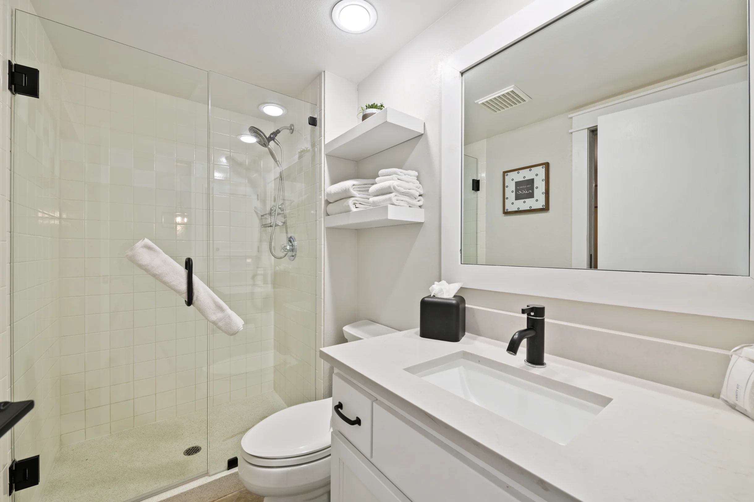 Condo in Beaver Creek property photo 5