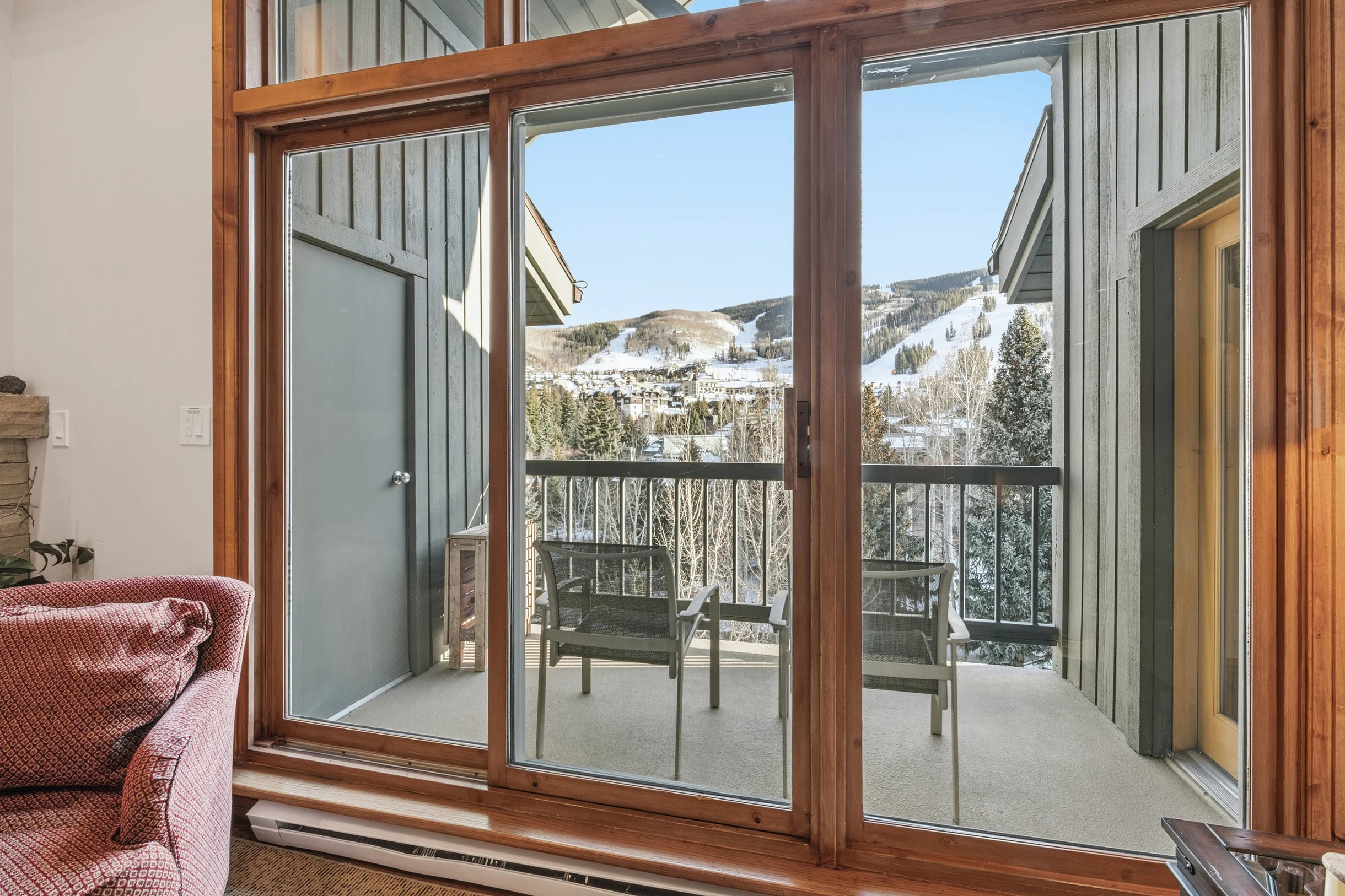 Condo in Beaver Creek property photo 2