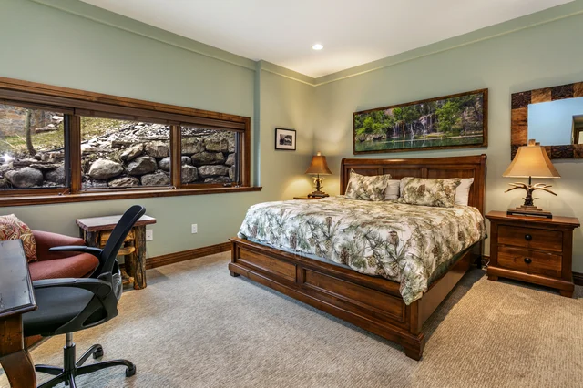 Bedroom 1 image 1