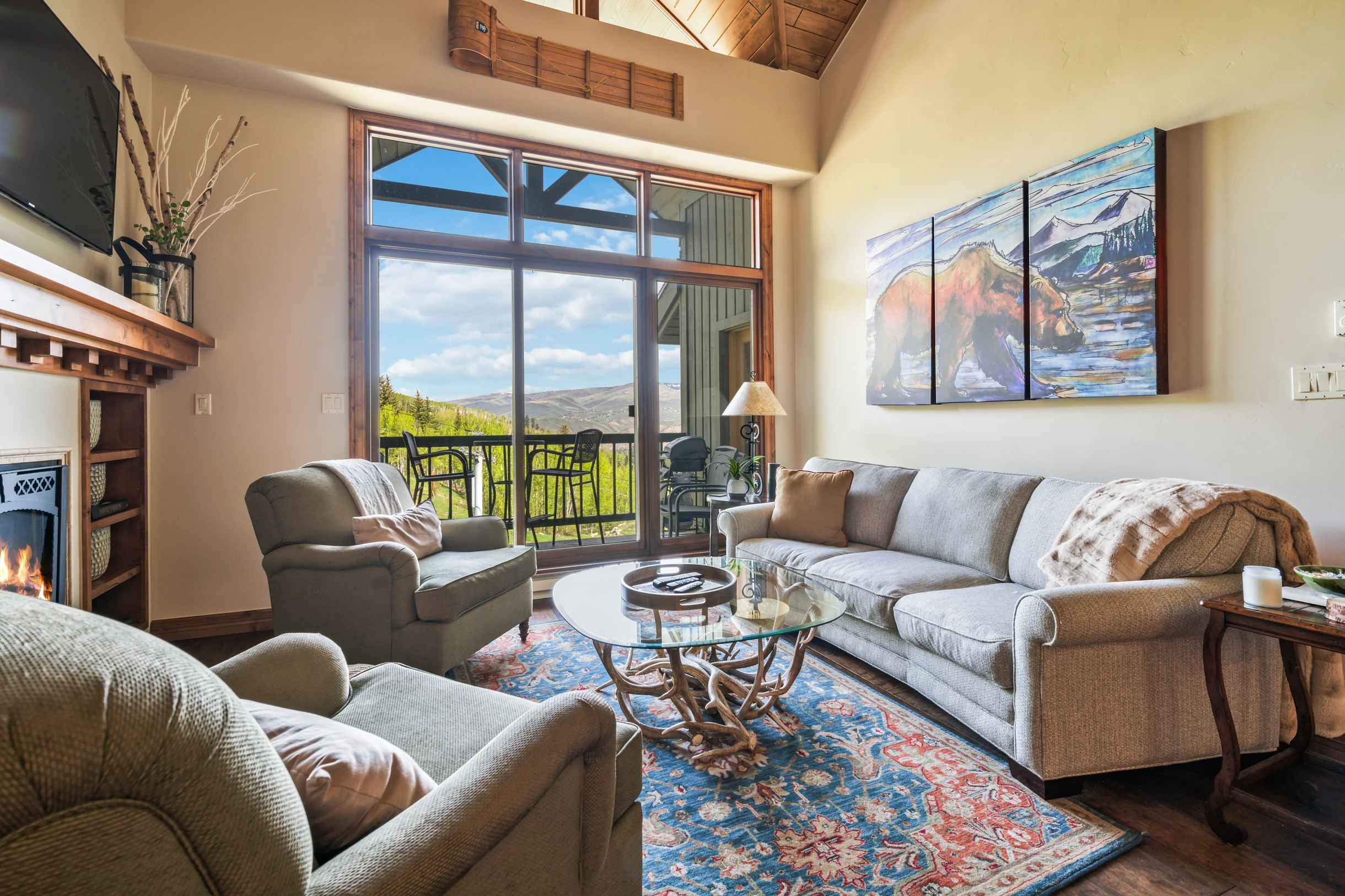Condo in Beaver Creek property photo 5