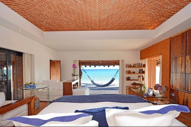 Bedroom 1 image 1