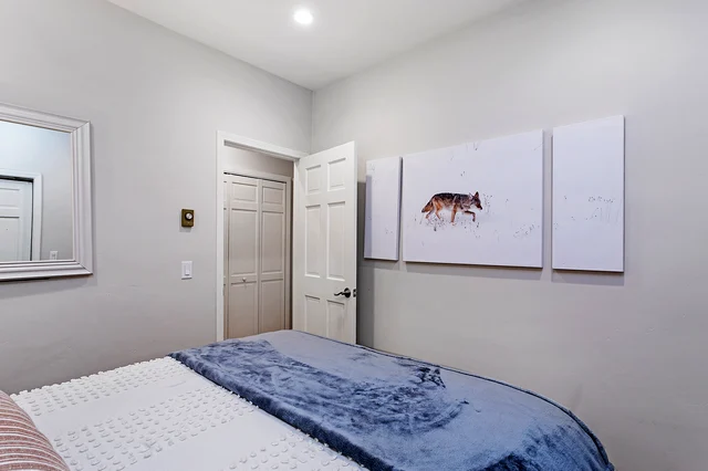 Bedroom 2 image 1