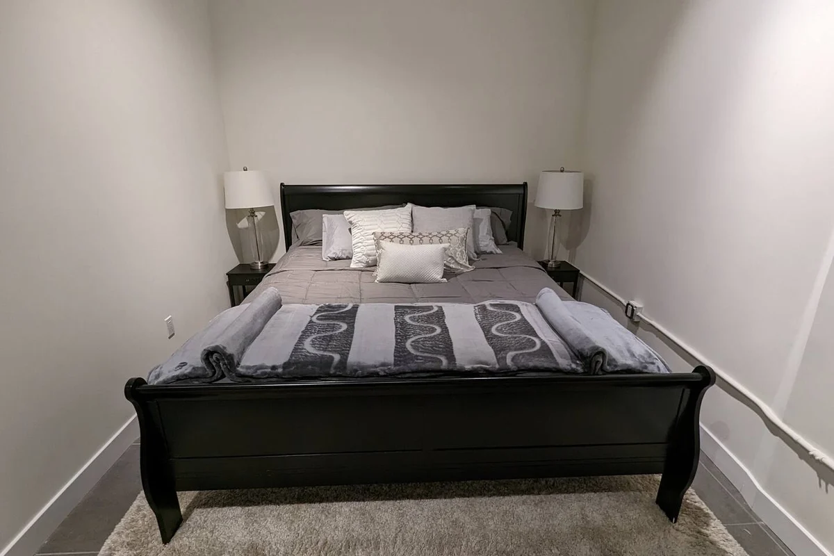 Bedroom 2 image 1