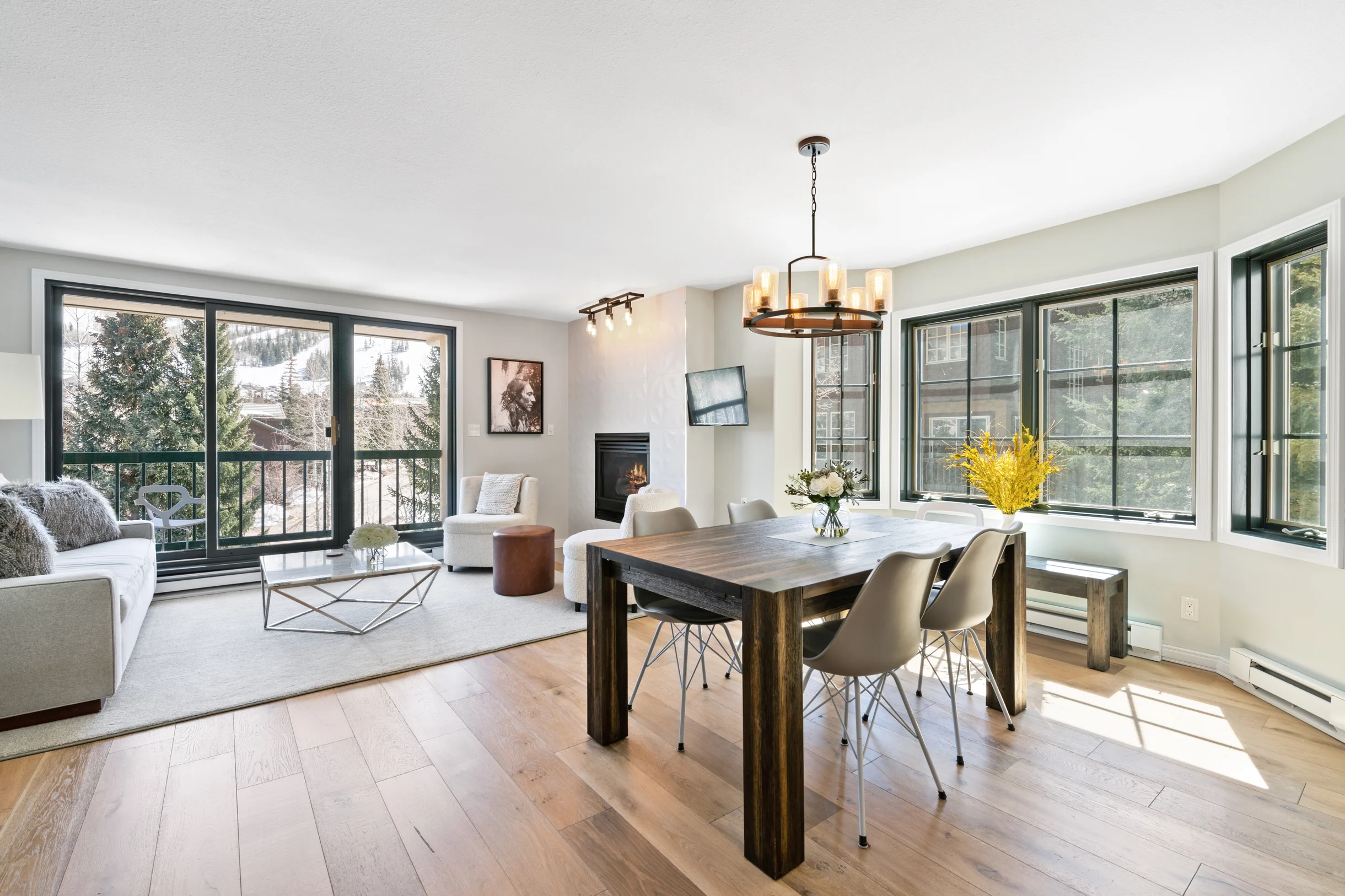 Condo in Beaver Creek property photo 2