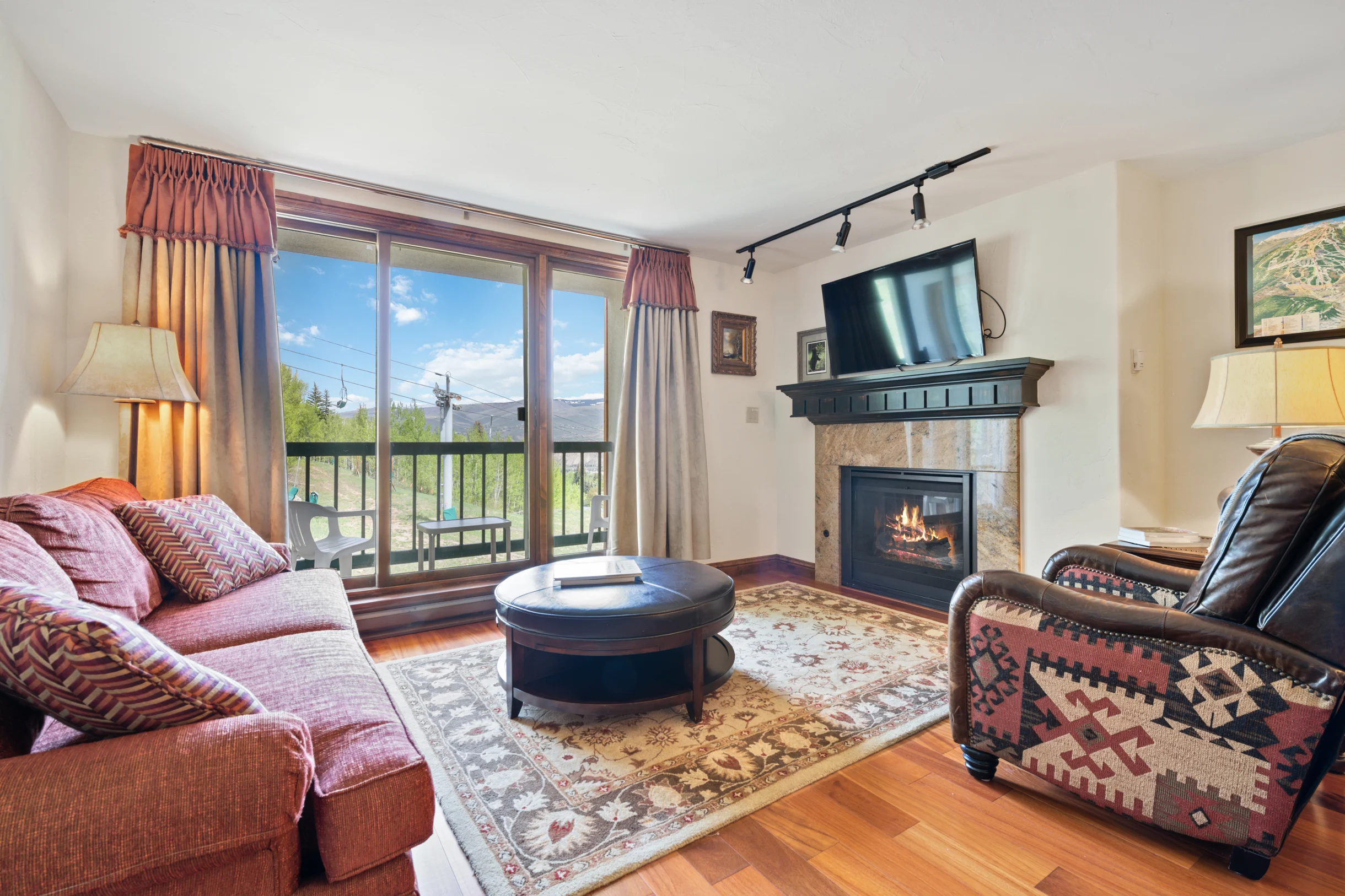 Condo in Beaver Creek property photo 1