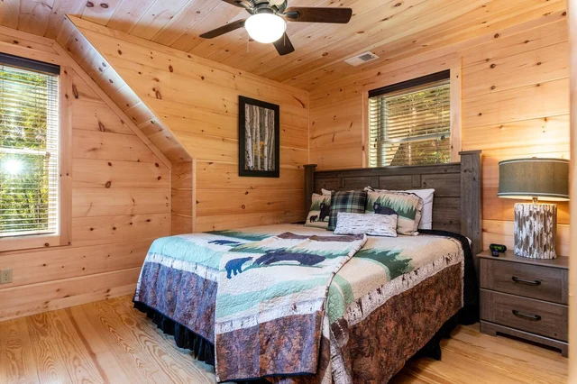 Bedroom 3 image 1