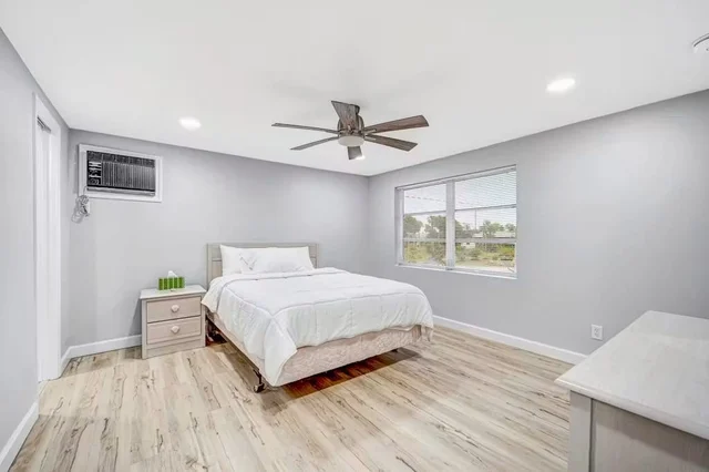 Master Bedroom image 1