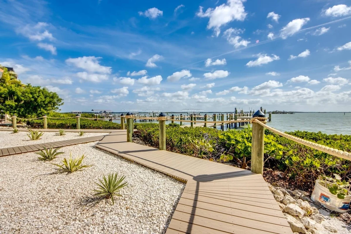 Home in Fort Myers Beach property photo 5