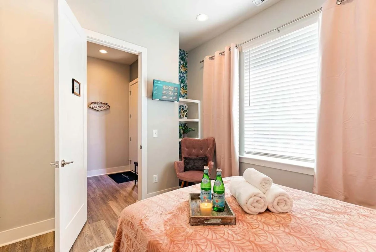 Bedroom 3 image 1