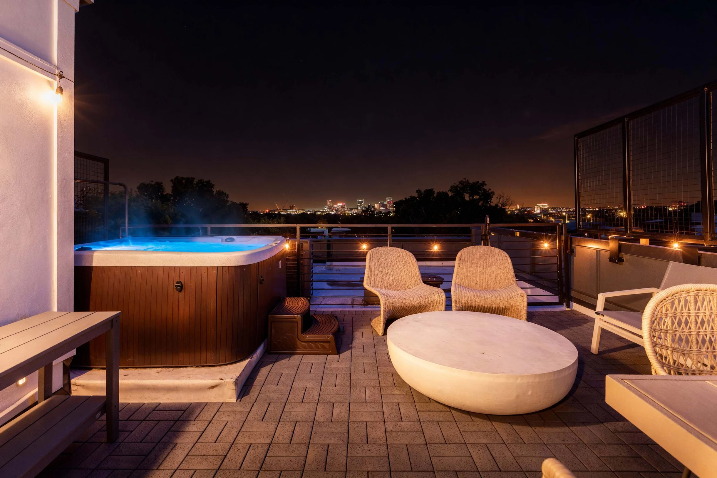 Home in Nashville property photo 5