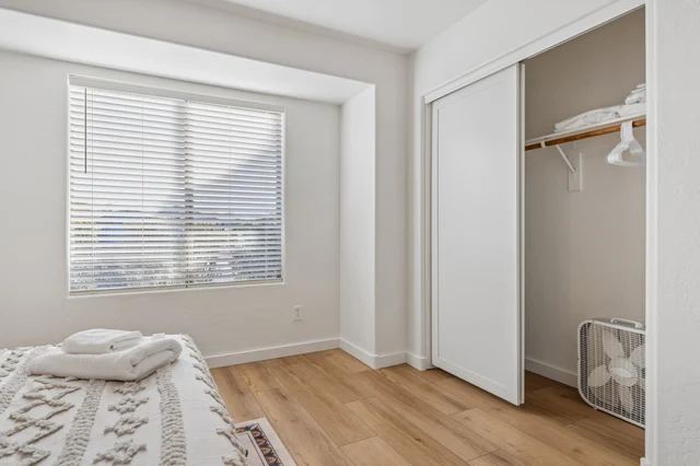 Guest Bedroom 1 image 1
